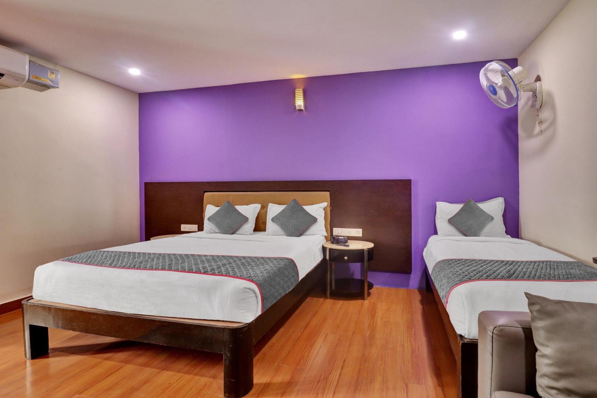 Udayee International Hotel Тирупати Екстериор снимка