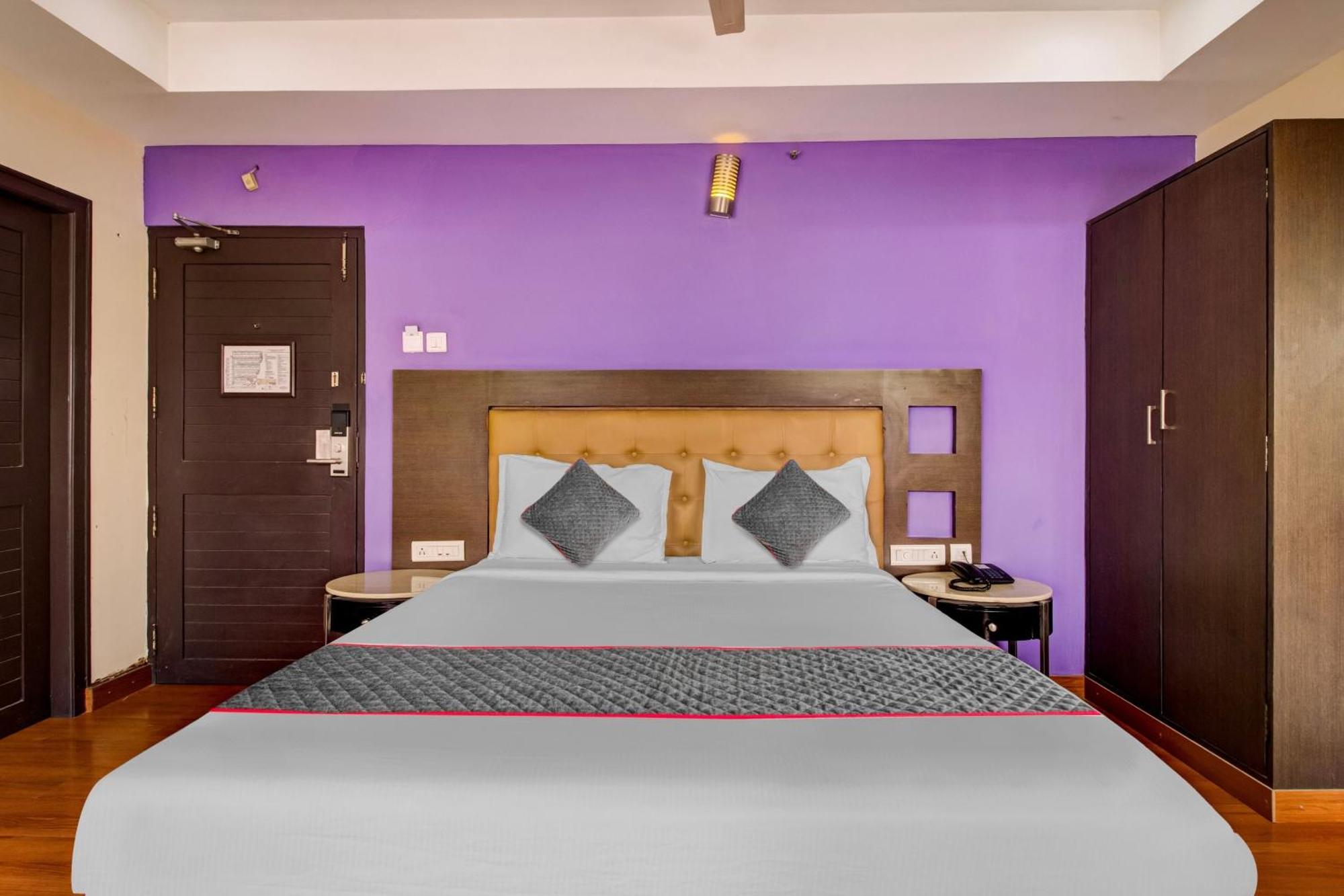 Udayee International Hotel Тирупати Екстериор снимка
