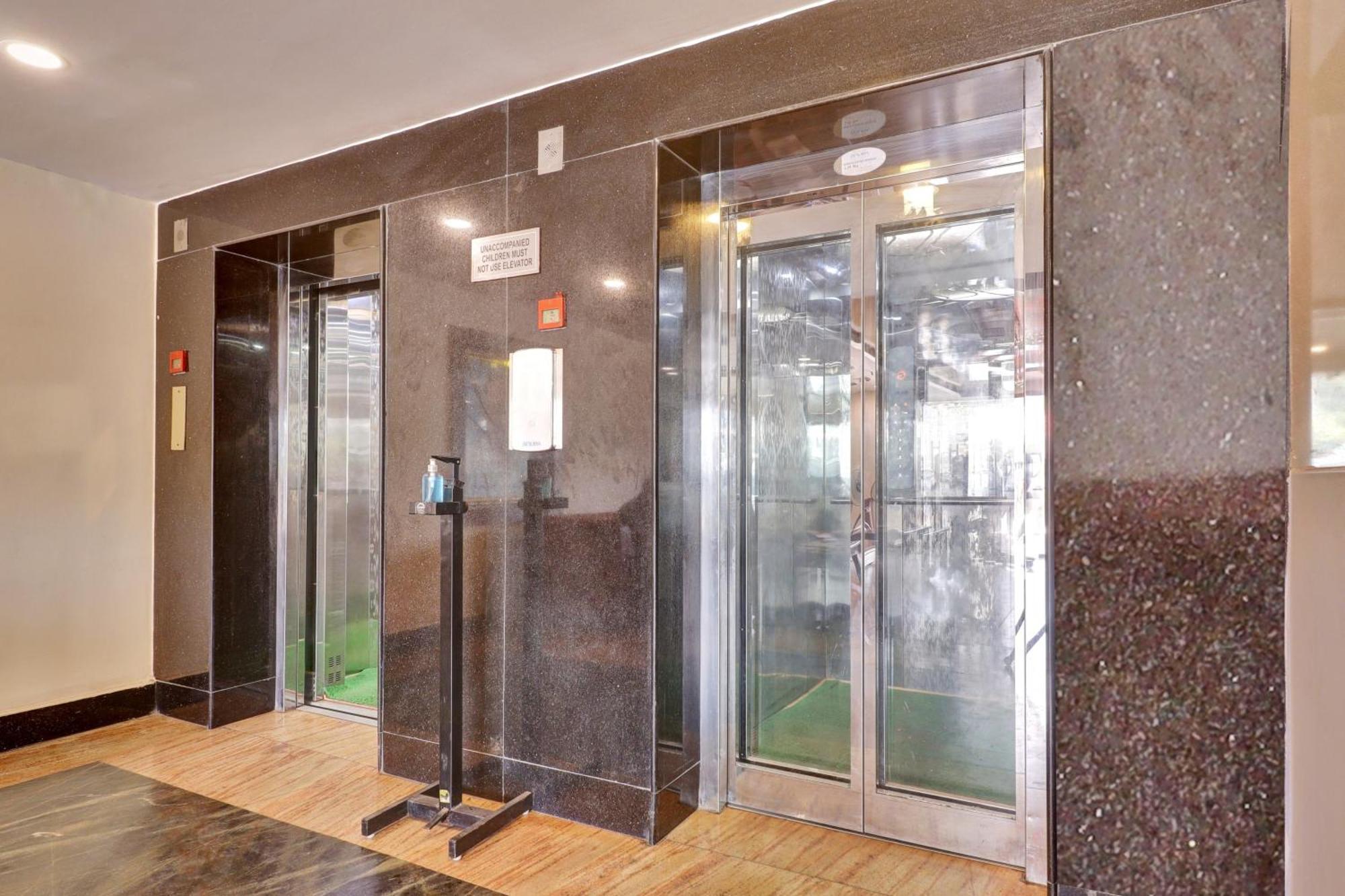 Udayee International Hotel Тирупати Екстериор снимка