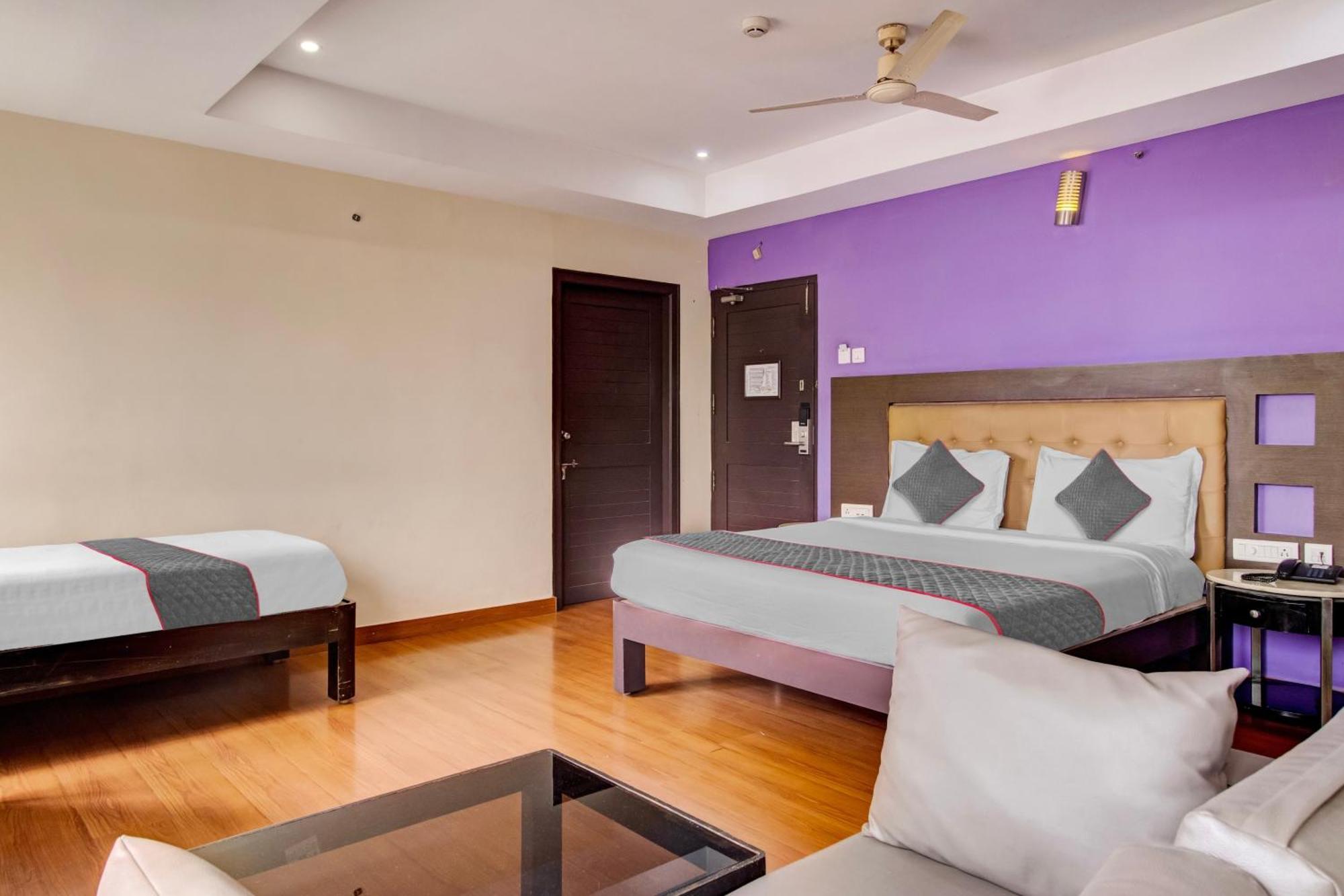 Udayee International Hotel Тирупати Екстериор снимка